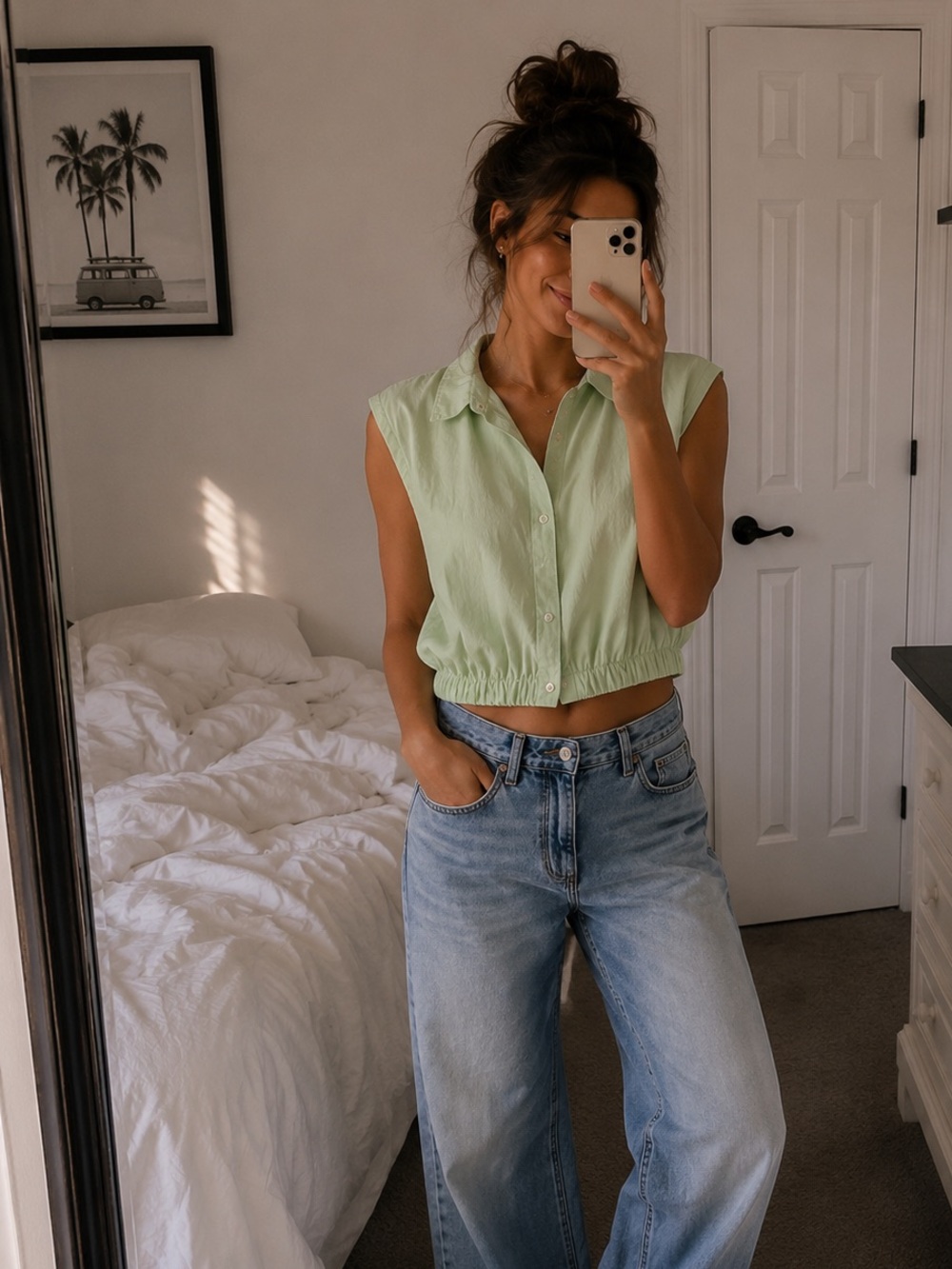 Calvin Klein Jeans Mint Green Sleeveless Button-Down Crop Shirt small